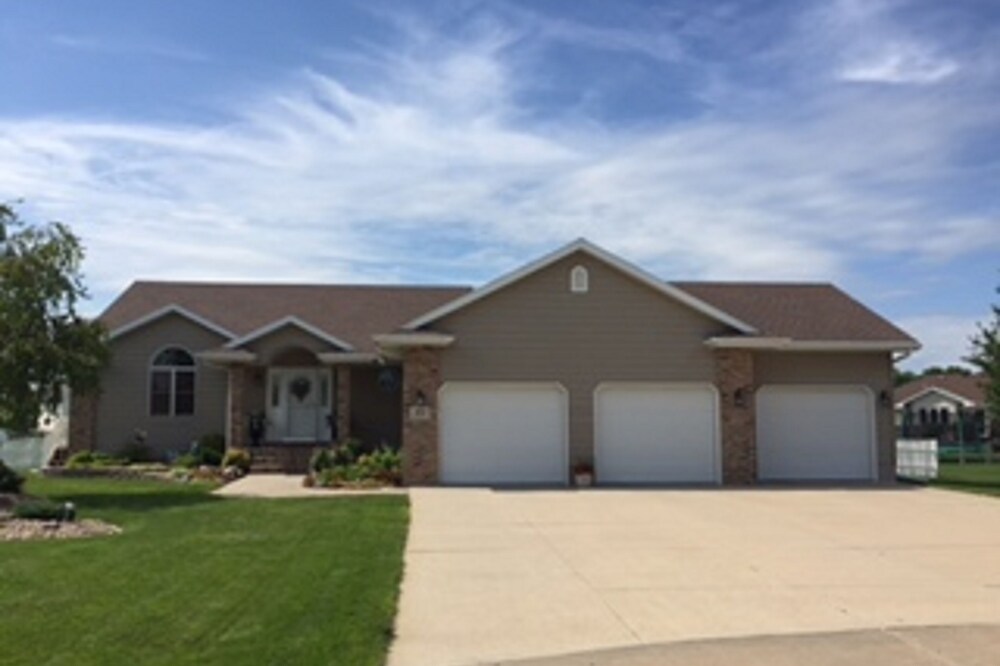 Sleeps 6 In Nebraska