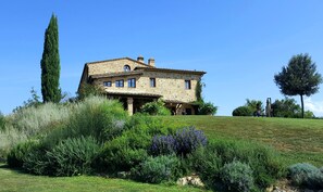 Exterior - FARMH. PODERE CUNINA 25 KM SUD SIENA DI FRONTE AL MONTALCINO PRENDENDO LEZIONI DI CUCINA (Buonconvento)