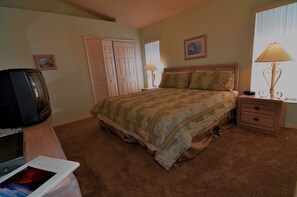 5 camere, ferro/asse da stiro, culla da viaggio, Wi-Fi gratuito