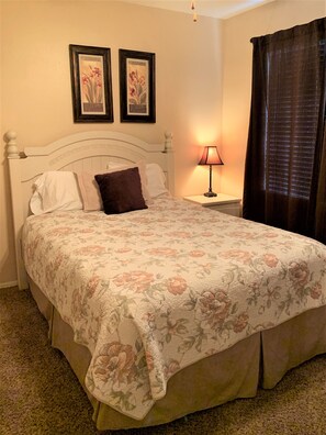 2 chambres, bureau, Wi-Fi gratuit, draps fournis