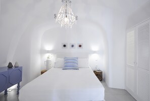 2 Schlafzimmer, Zimmersafe, Schreibtisch, Bügeleisen/Bügelbrett