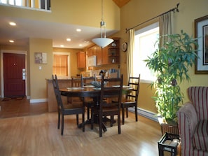 Dinning/Kitchen Area