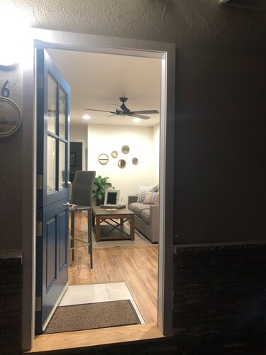 Beach Cottage mit A / C, familien- und haustierfreundlich, kurzer Fußweg zum Sand