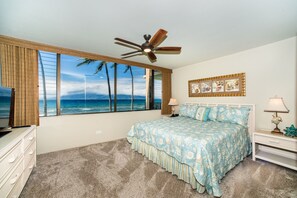 2 bedrooms, iron/ironing board, travel cot, free WiFi - Oceanfront Property - 60 feet from the ocean. Beautiful views, free WiFi  (Lahaina)