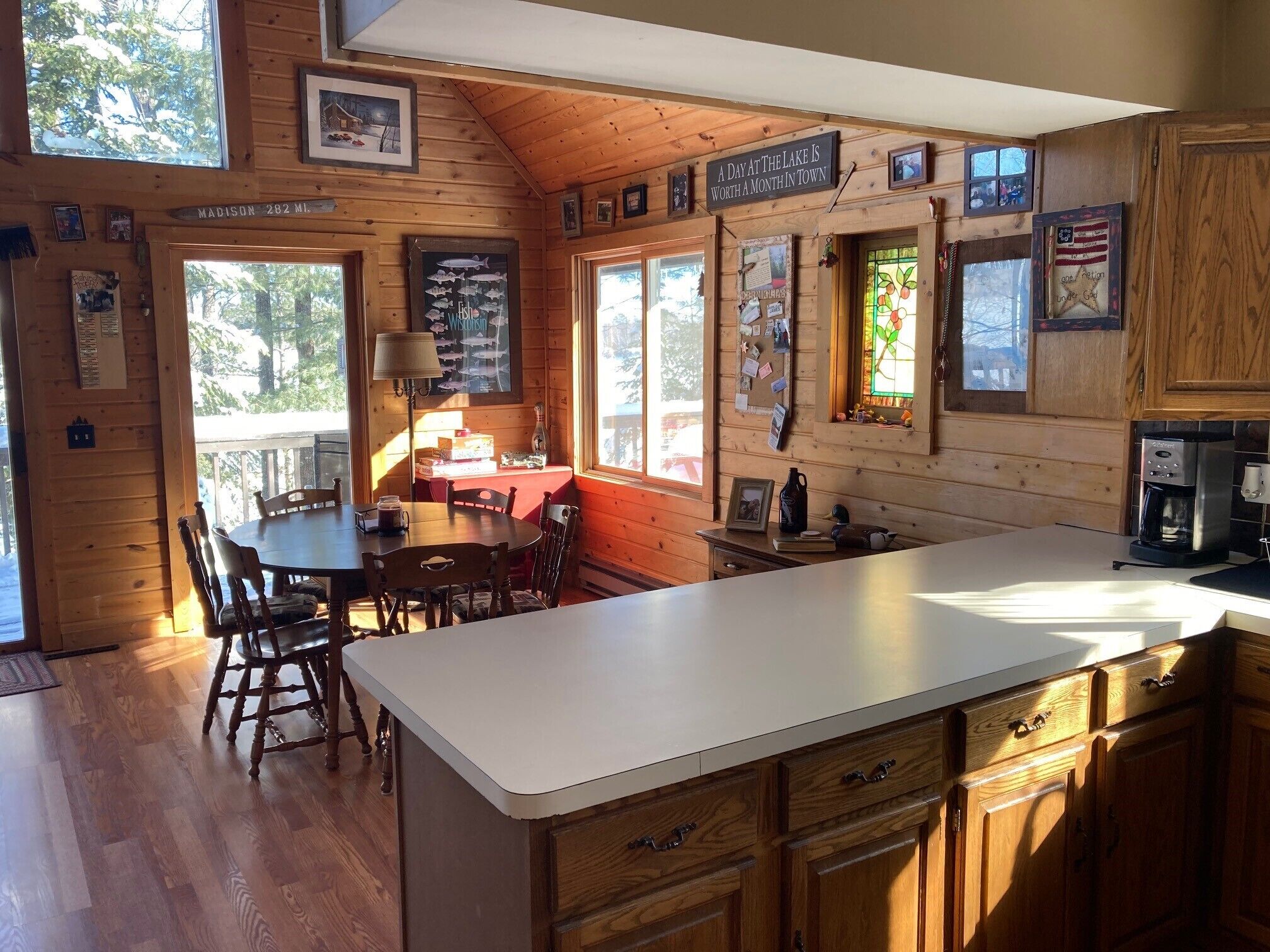 Great Place on the Lake and on the Trails.  Snowmobile and ATV !!