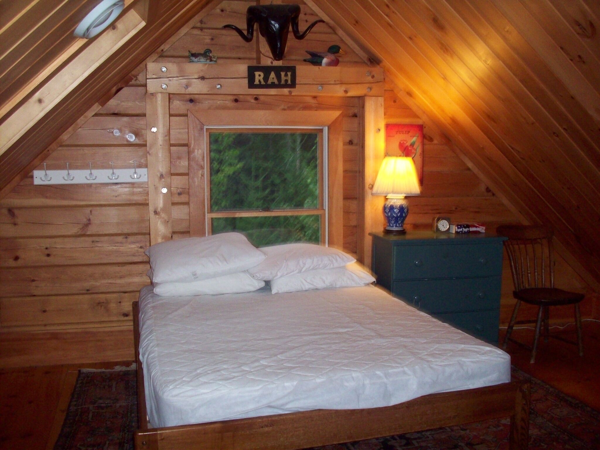 2 bedrooms, iron/ironing board, Internet, bed sheets