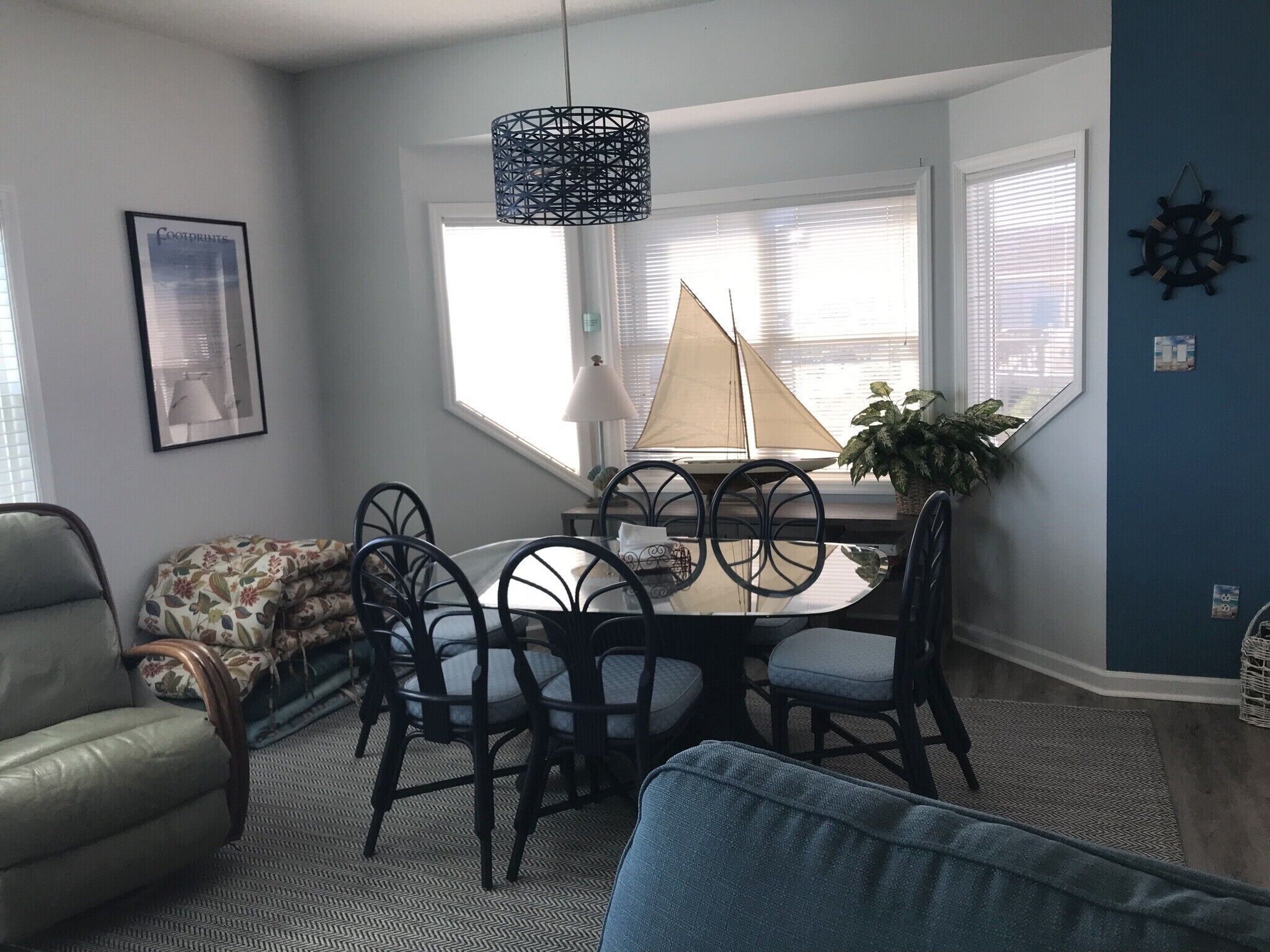 Beach Retreat West - Book your vacation today!  Long Term Rentals Welcome!