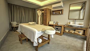 Couples treatment room(s), body treatments, hot stone massages