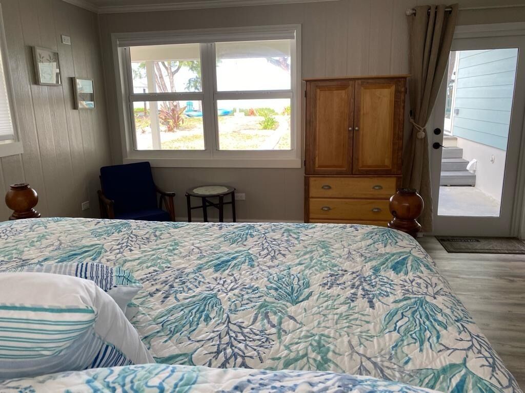 3 bedrooms, travel crib, free WiFi, bed sheets