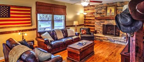 Télévision, lecteur de DVD, livres