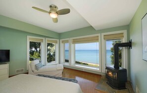 1 dormitorio, tabla de planchar con plancha, wifi gratis y ropa de cama