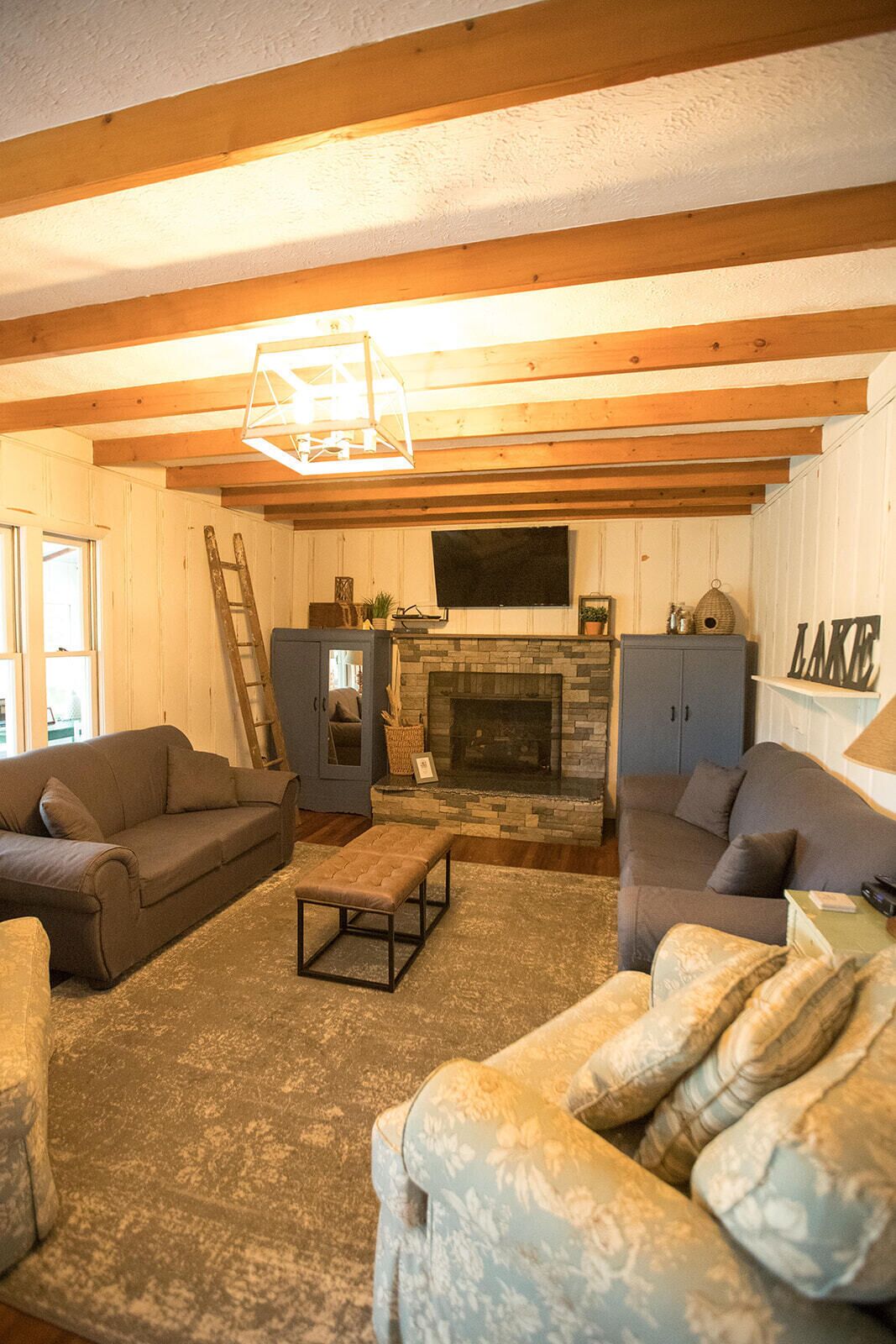 Cozy Lakehouse with Breathtaking Views of Lake Cumberland