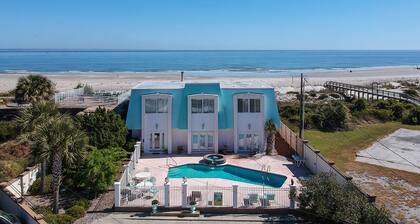 Evelyn's is a directly oceanfront, free standing, 6 bedroom, 5 bath home that has everything!