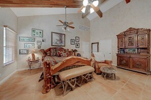 3 bedrooms, iron/ironing board, free WiFi, bed sheets - Hill Country Ranch (Johnson City)
