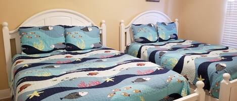 3 bedrooms, free WiFi, bed sheets, wheelchair access