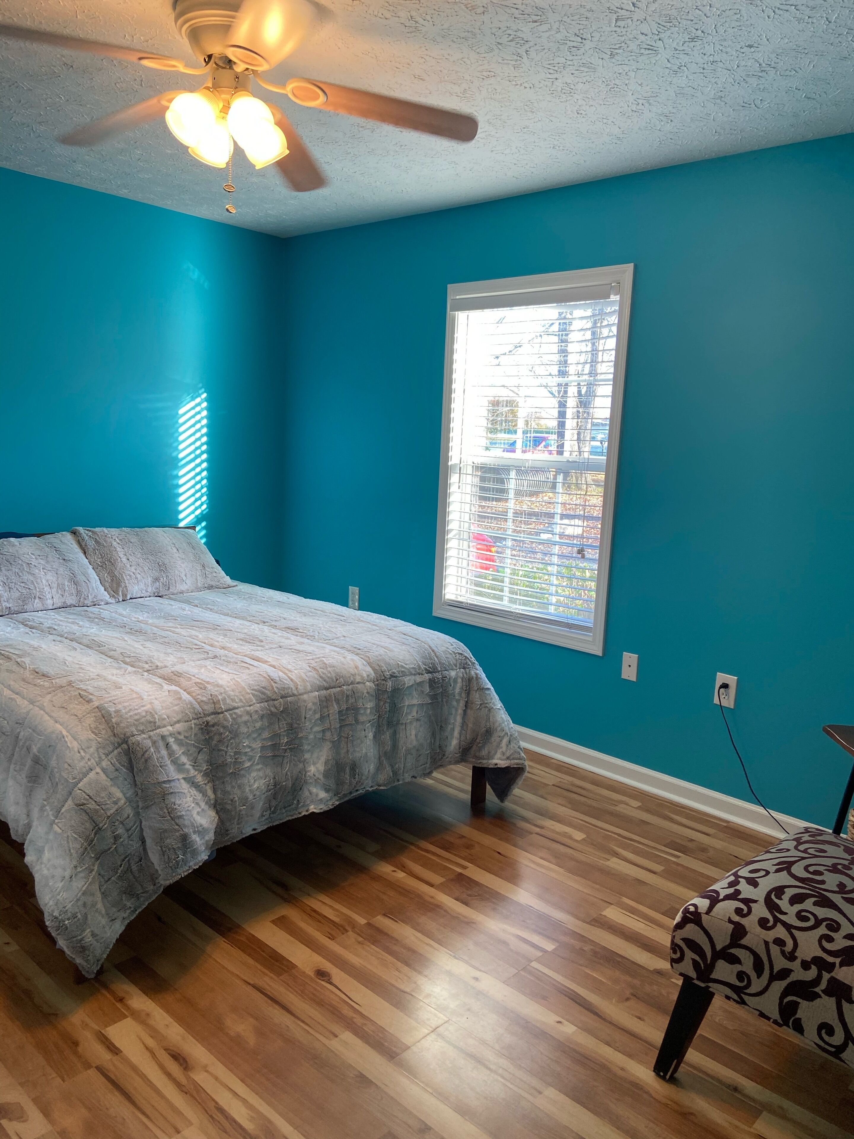 Quiet, Cozy, and Family Friendly in Hendo