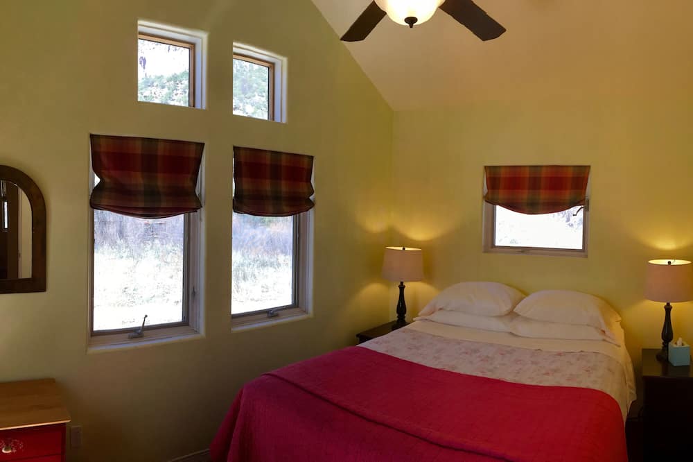 Jemez Springs Airbnb & Cheap Cabin Rentals from 90 AirCabins
