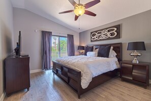 3 bedrooms, desk, iron/ironing board, free WiFi