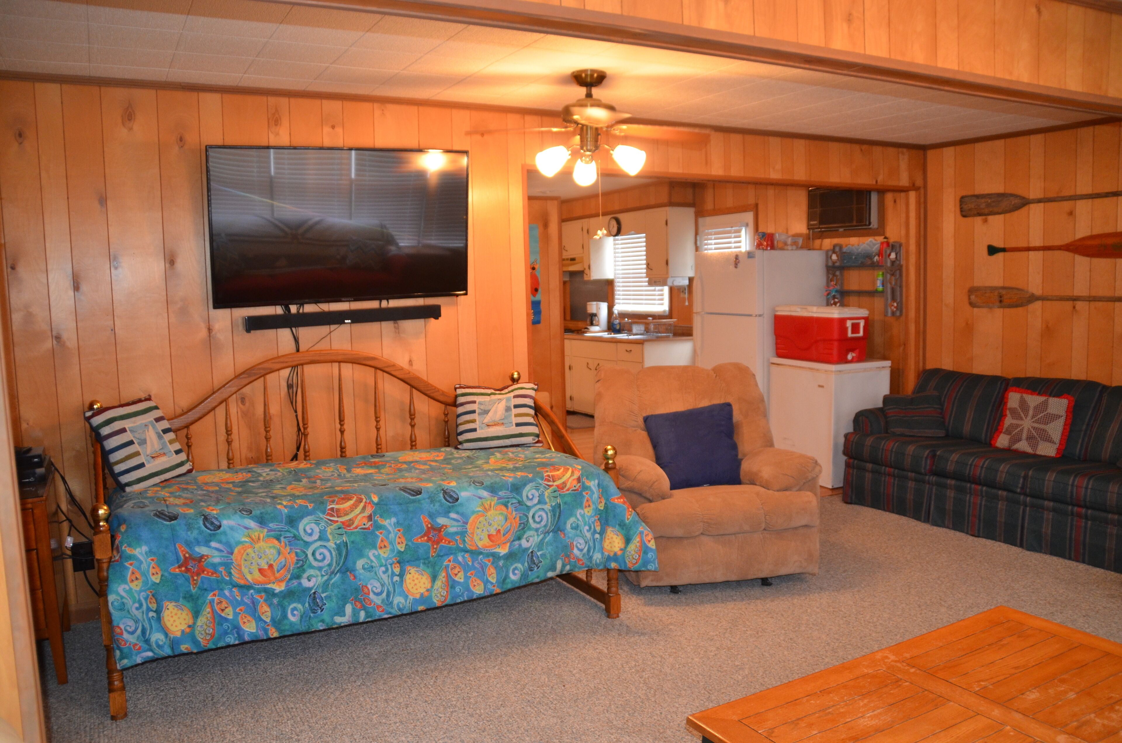 Lake Front House!  Great fishing on Lake Weiss