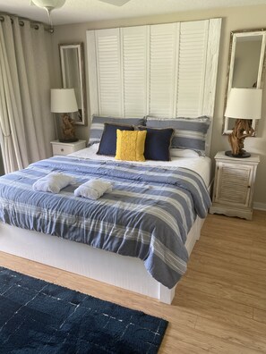 3 bedrooms, desk, iron/ironing board, free WiFi