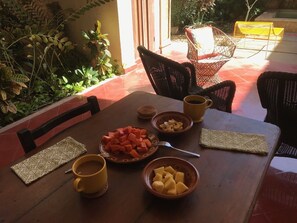 Outdoor dining - Casa La Ermita, Charming Restored Colonial in Historic Centro (Merida)