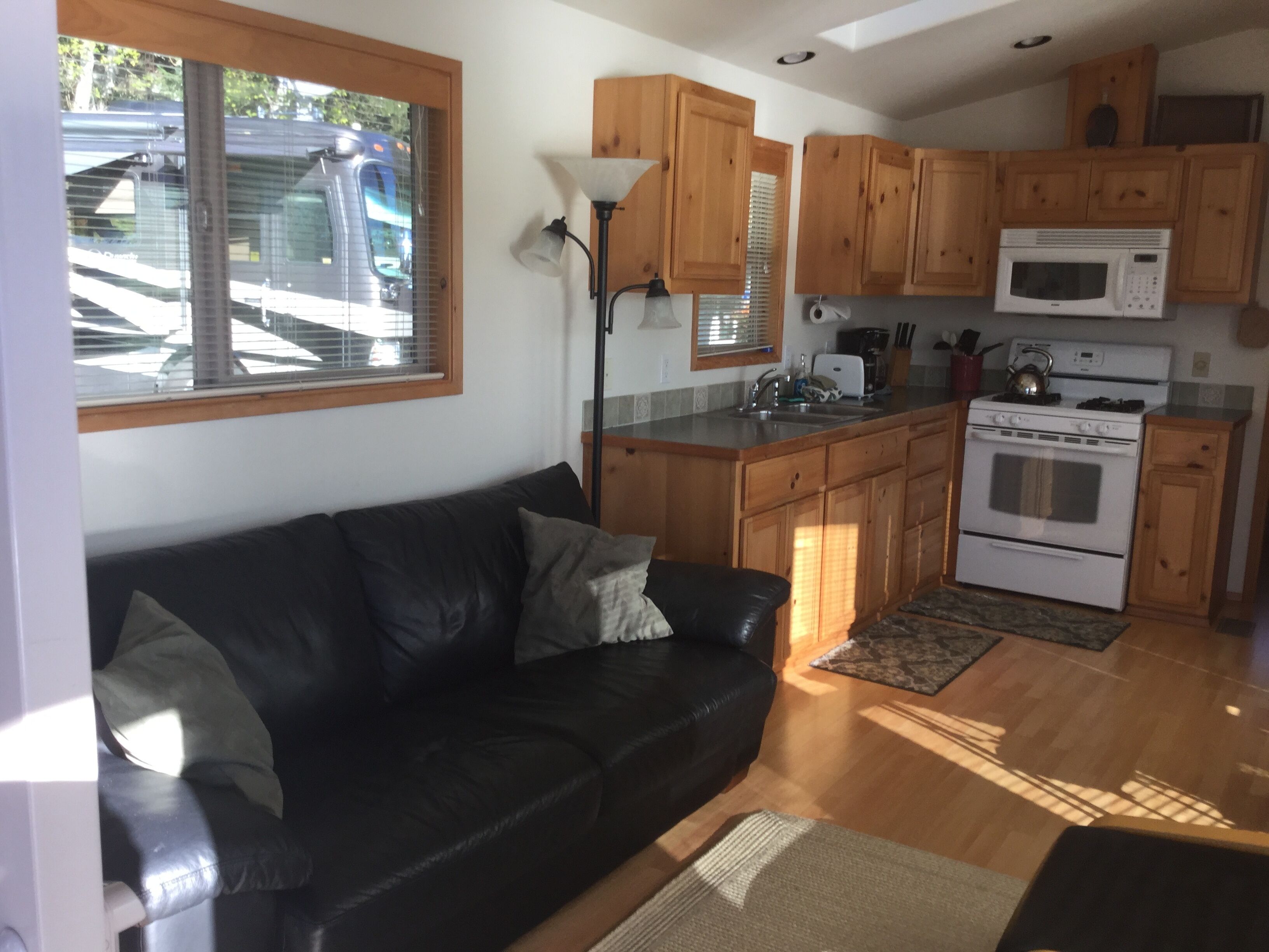 Rivers Edge Cottage on the Oregon Coast