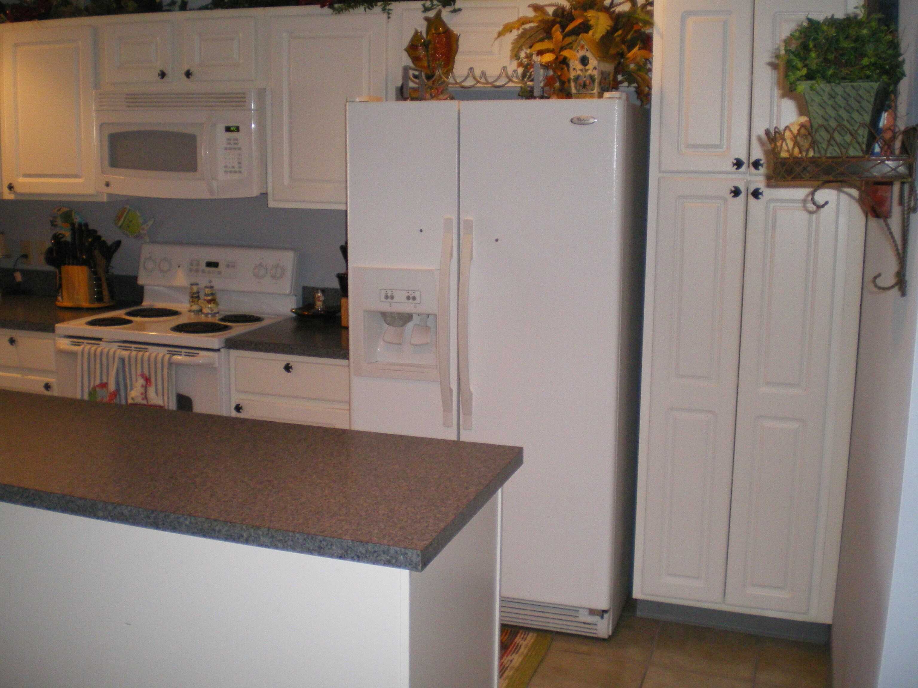 Family Owned Waterfront 3 Bedroom/2 Bath Fully Furnished Condo