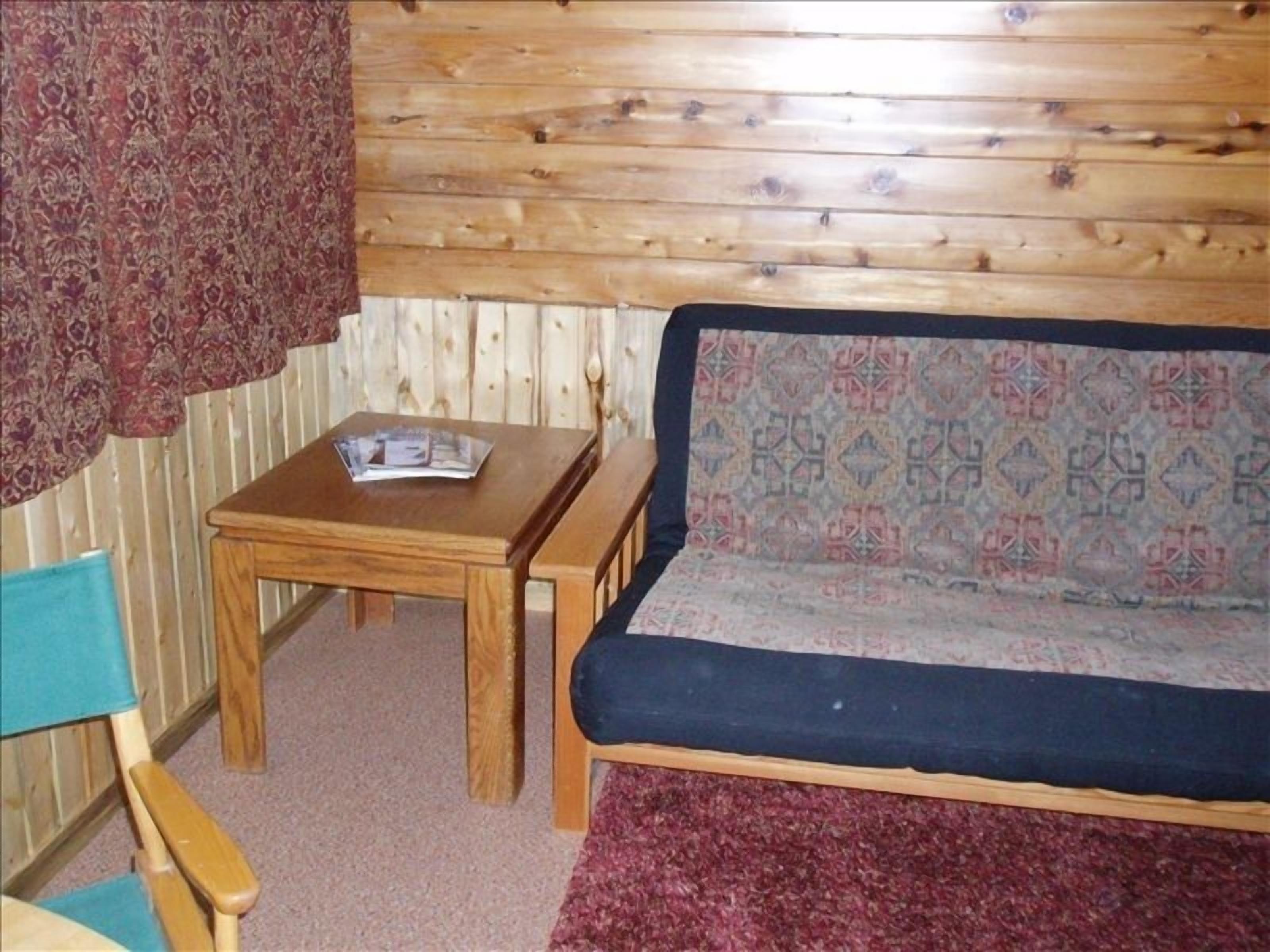 Amazing views from this family friendly condo! Private hot tub on shuttle route.