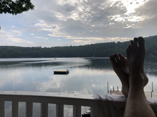 Aito 100-vuotias Lake House koskematon Mountain Lake