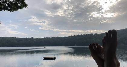 Aito 100-vuotias Lake House koskematon Mountain Lake