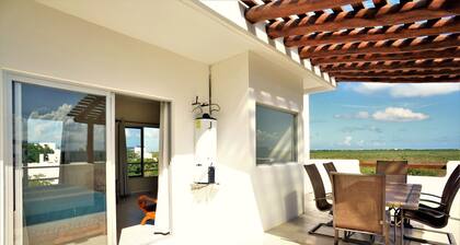 Luxuriöses 4 Schlafzimmer Haus mit Aussicht: kurze Fahrt zum Strand