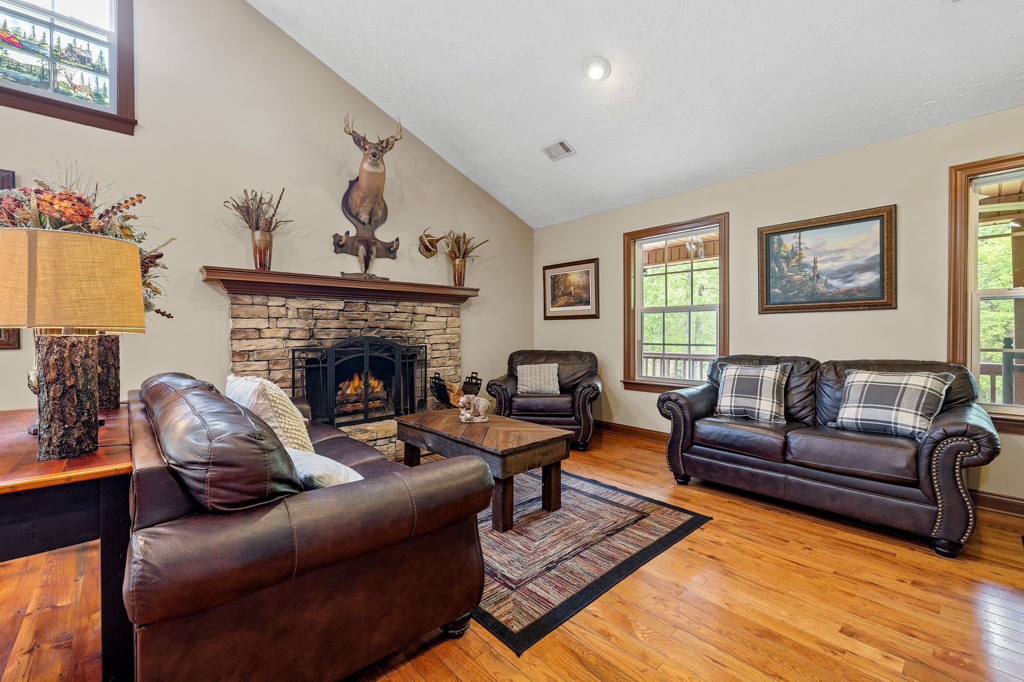 Hollywood Cabin Rental