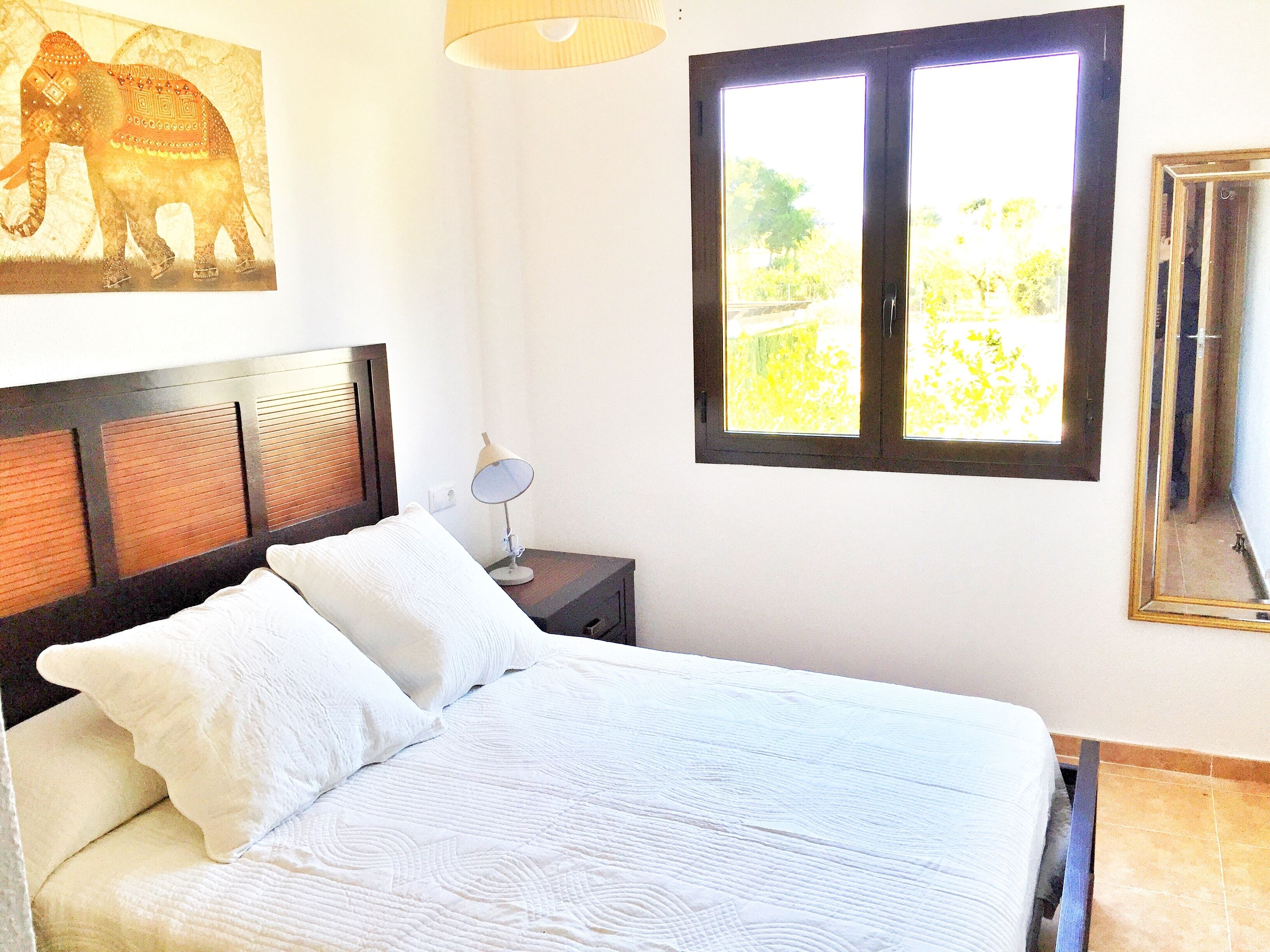 3 bedrooms, iron/ironing board, free WiFi, bed sheets