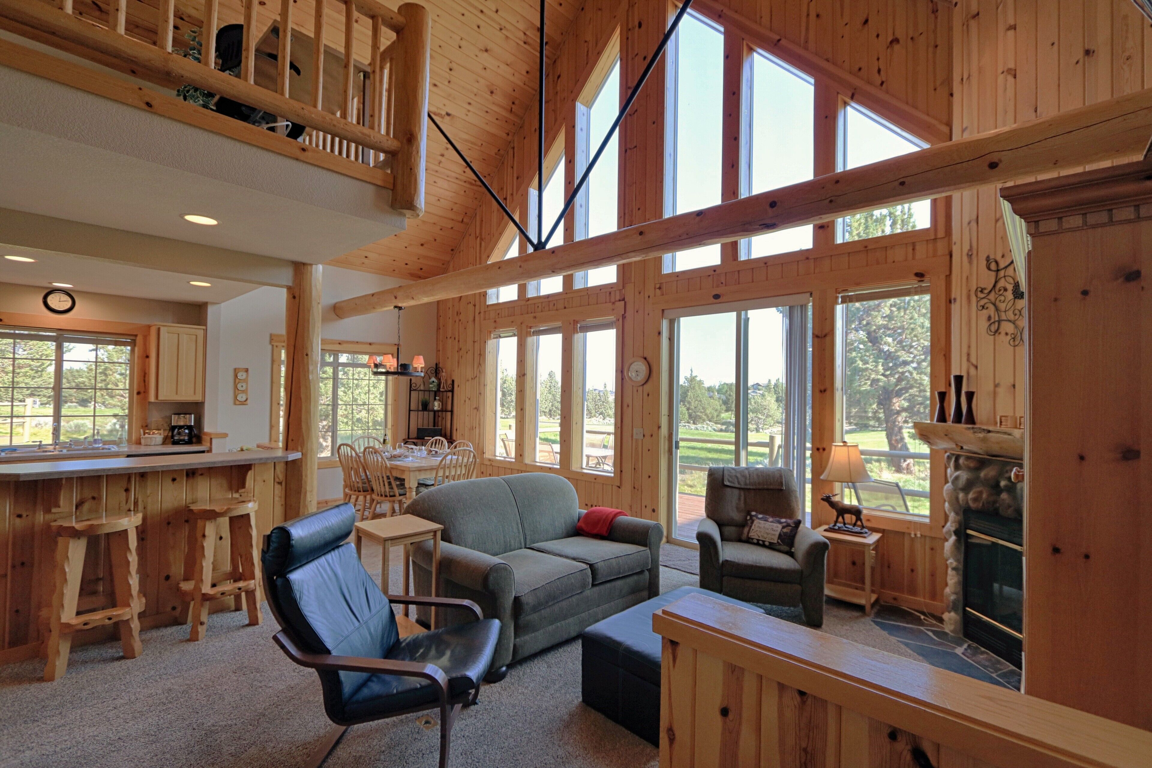 You've found it!  Bright, pet free, on golf course, Fast WiFi, EV charger