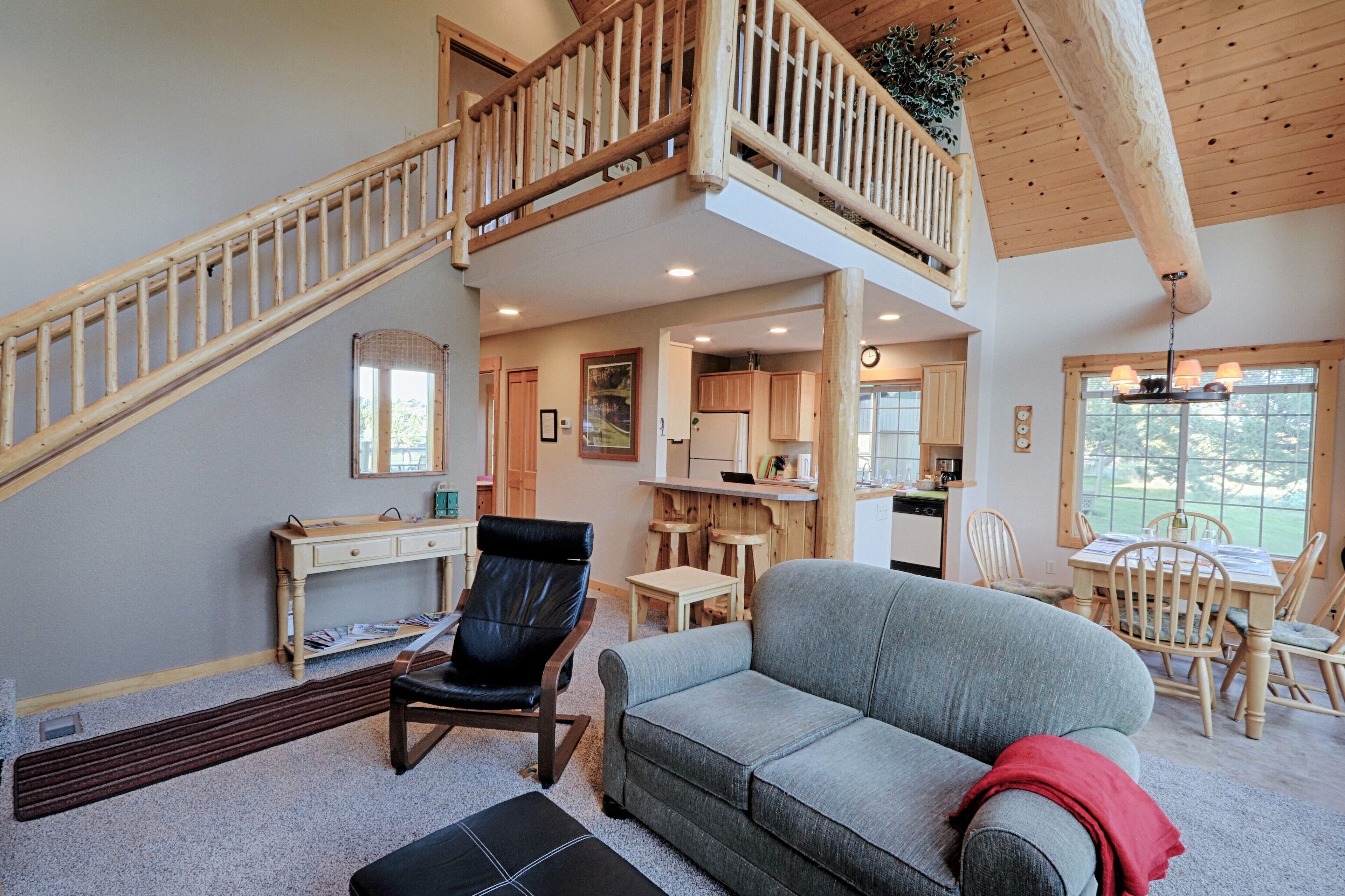 You've found it!  Bright, pet free, on golf course, Fast WiFi, EV charger