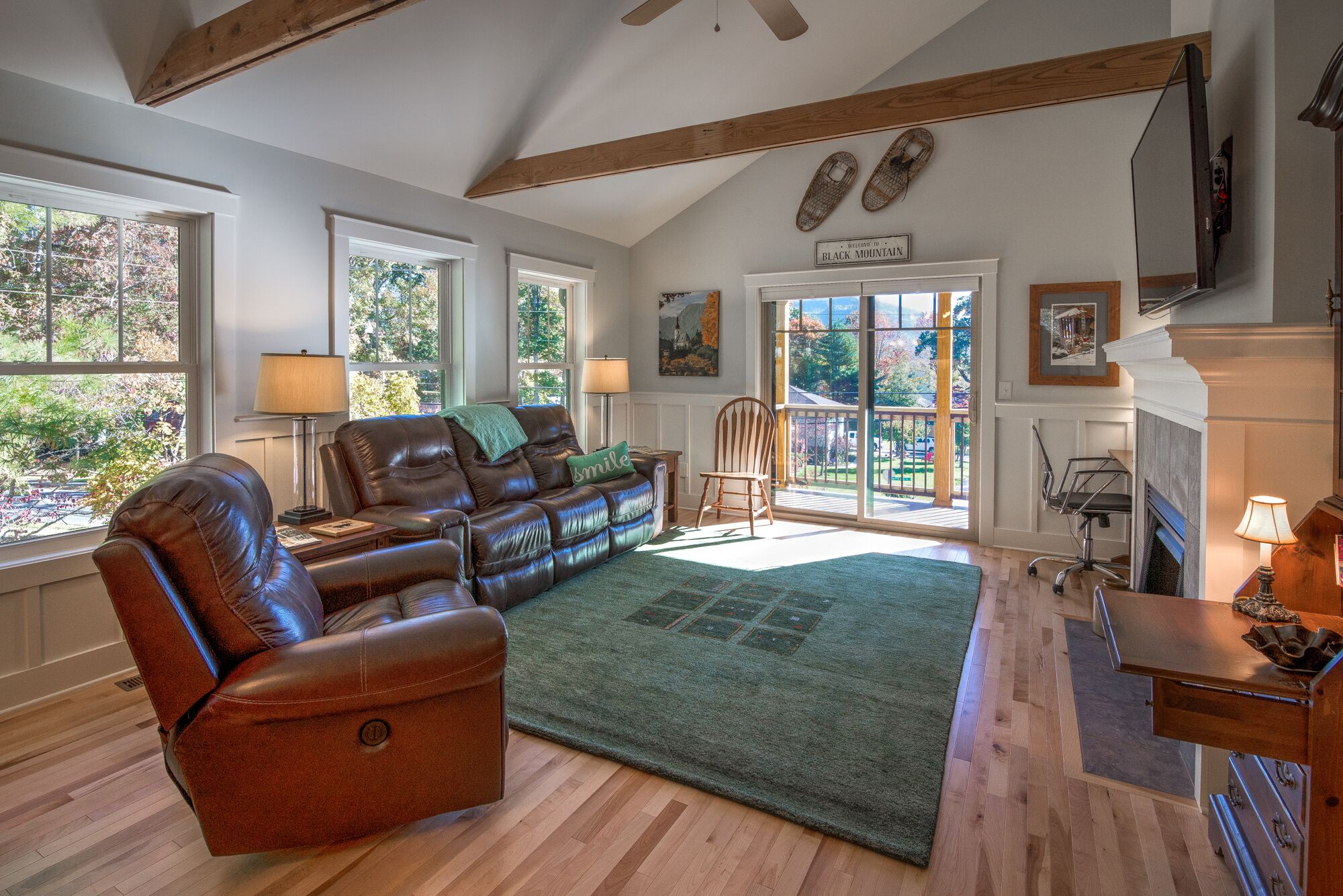 Johnson Carriage House-New Construction -Walk to Downtown Black Mountain