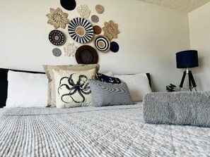 3 bedrooms, iron/ironing board, travel cot, free WiFi