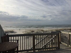 Property grounds - 3BR Duplex ON The Beach, Sleeps 11 Comfortably (Gulf Shores)