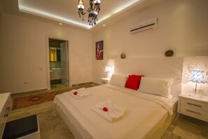 Vila, 3 quartos, piscina particular | 3 quartos, roupa de cama