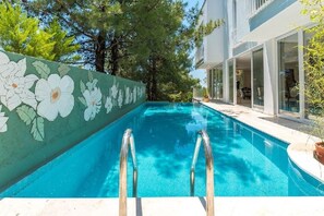 Udendørs pool