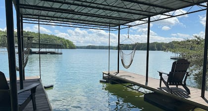 Angel Cove Family Vacation House