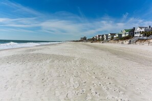 In Strandnähe, Liegestühle