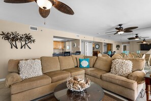 TV - Long Beach 2 Bedroom condo with 2 Seasonal Beach Chairs with Umbrella (Panama City Beach)