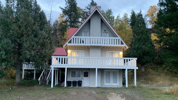 Exterior - Robison Family Cabin SPRING SPECIAL through May. Regular rate 325; SPECIAL 245. (Alpine)