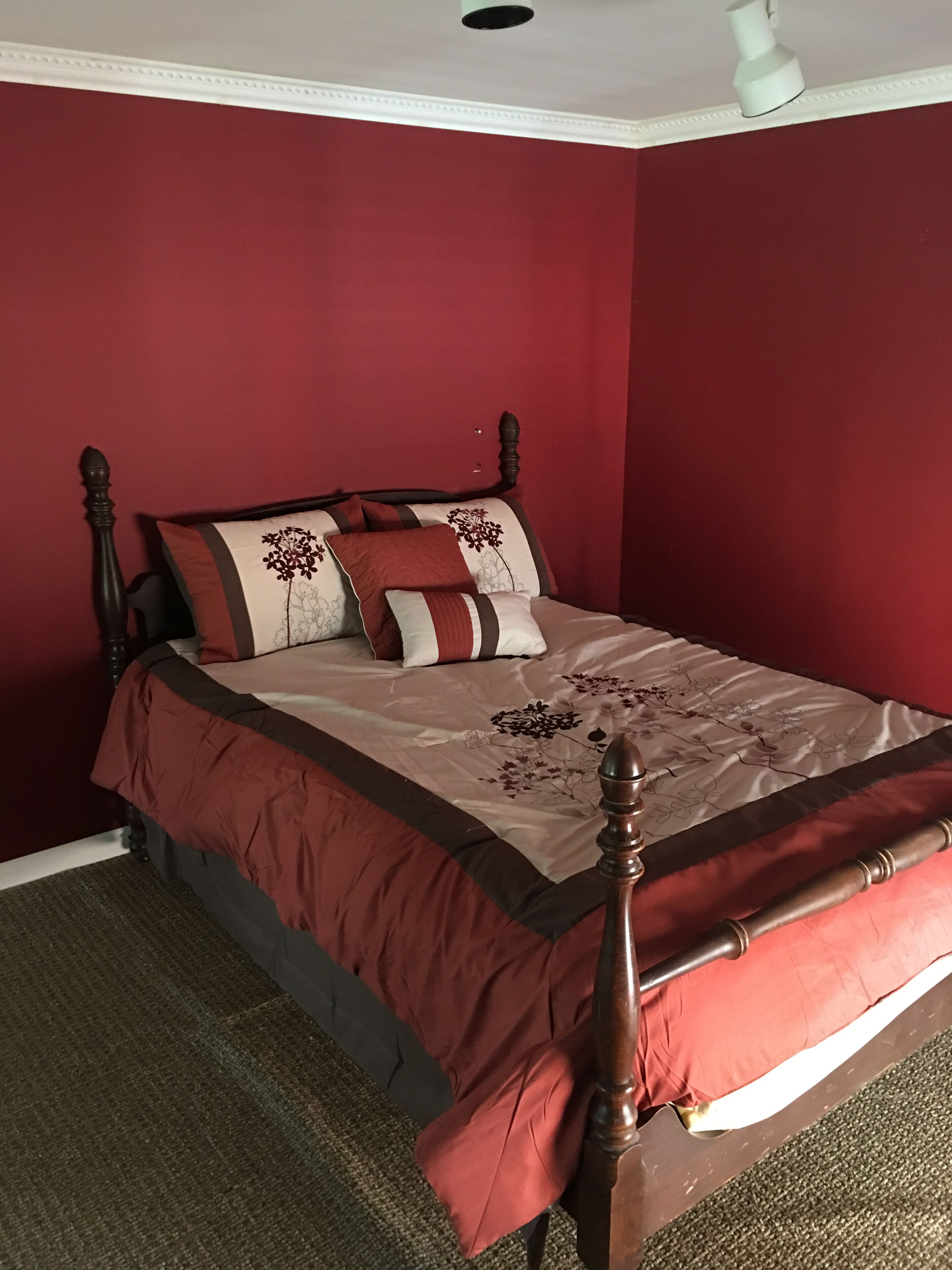 Renovated Manhattan style loft in old firehall, unique, charming, sleeps 14.