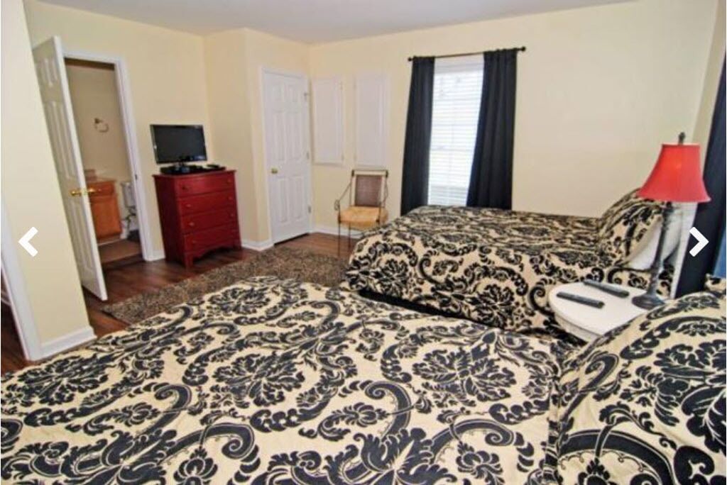 7BR home - Have fun at the Beach and come back to your Private Pool and Hot Tub