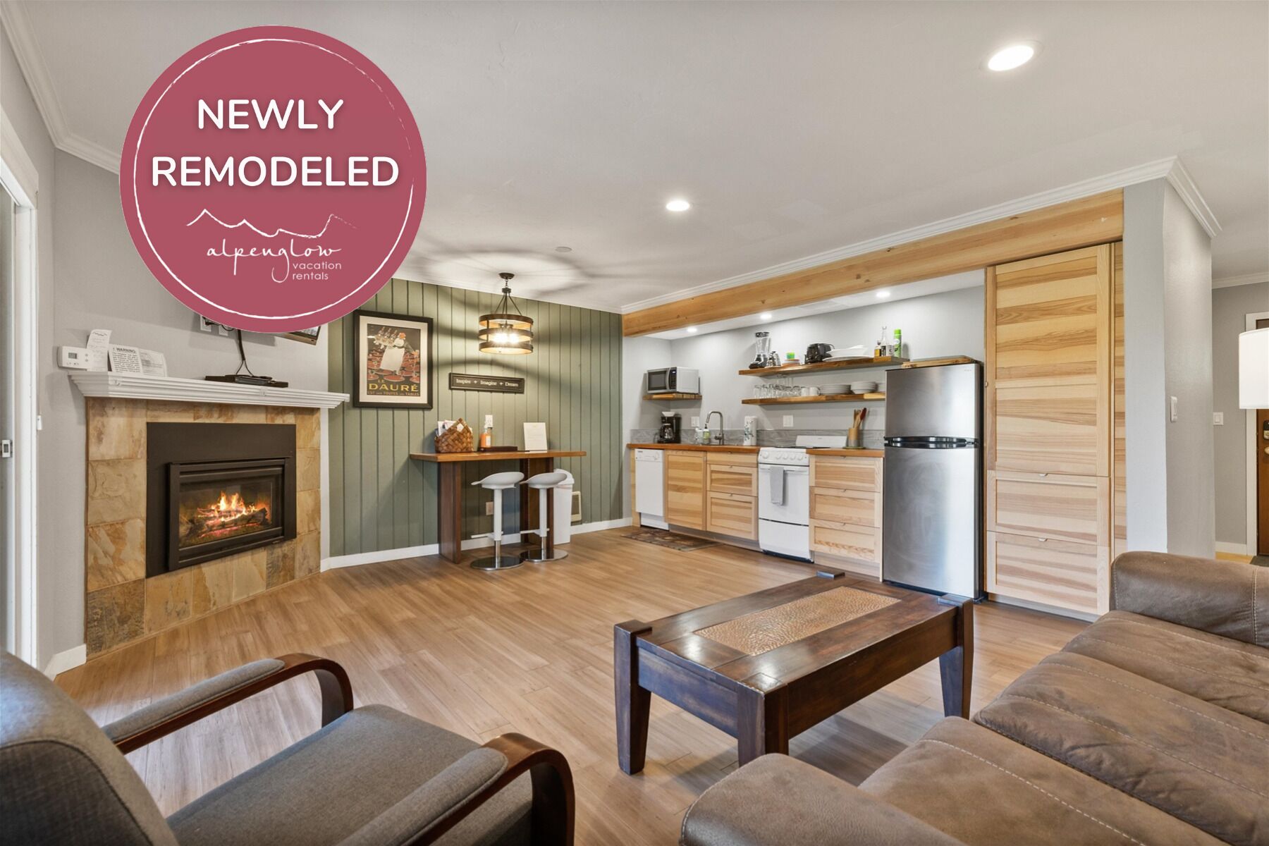 Peaceful Cozy Condo, Close to Mountain, Trails and Town! LOCATION!