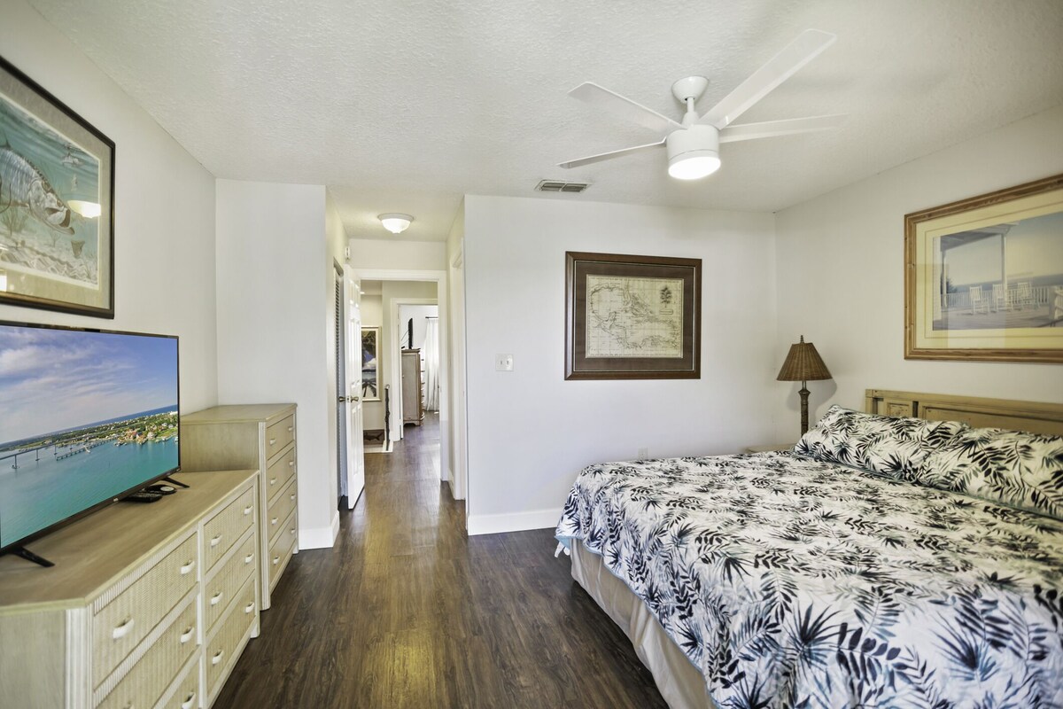 Photo 16 of Waterfront Condo with pool & dock close to historic district