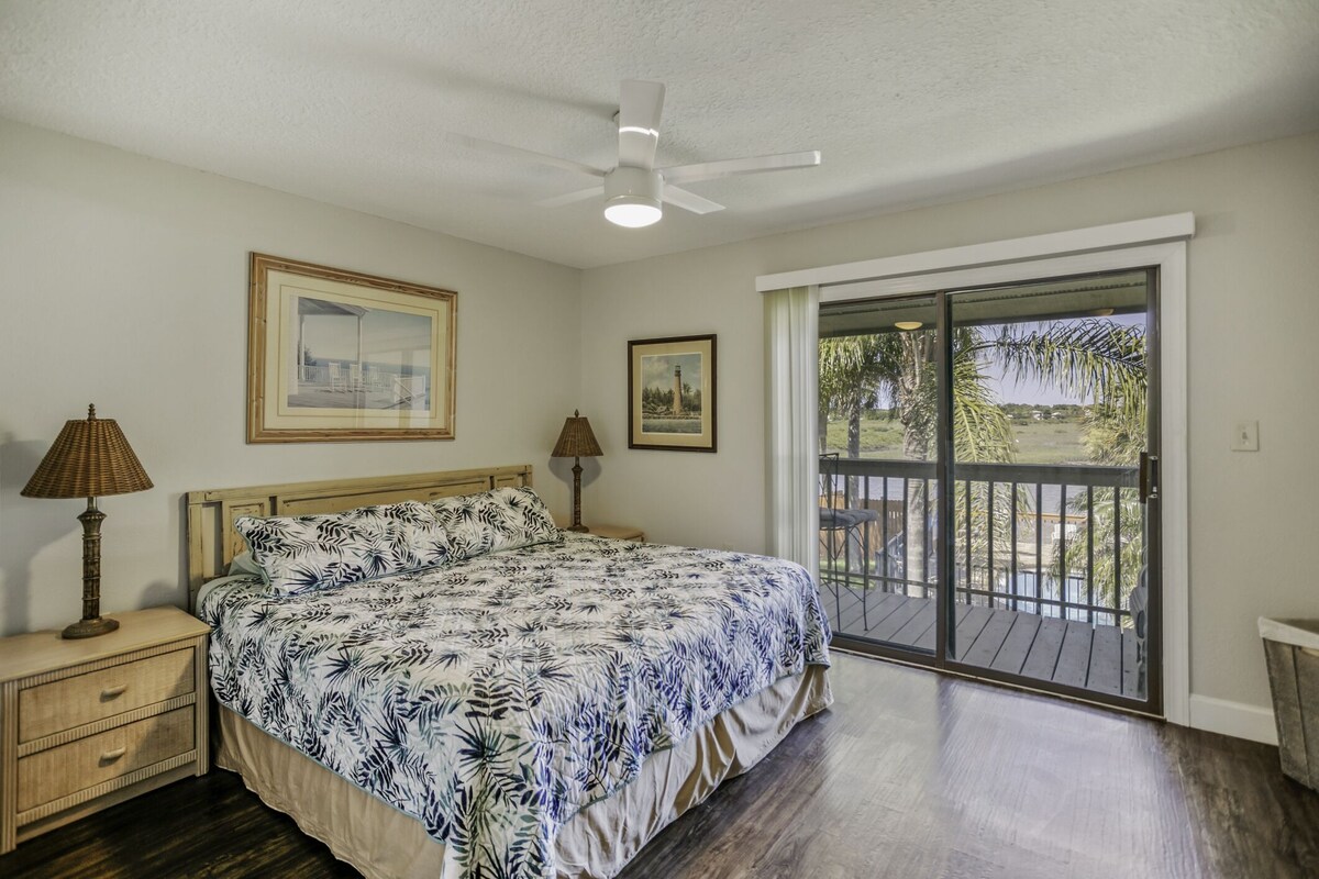 Photo 15 of Waterfront Condo with pool & dock close to historic district