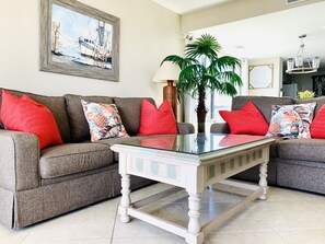 Smart TV, DVD player, books, stereo - Beautiful Oceanfront Condo w/ Breathtaking Beach Views~21 Yrs. of 5 Star Reviews (Fernandina Beach)